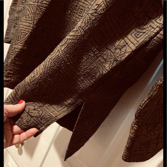 Fabulous~Chico’s~Boxy Jacket In a Rich Copper/Brown & Black Print - Picture 4 of 12